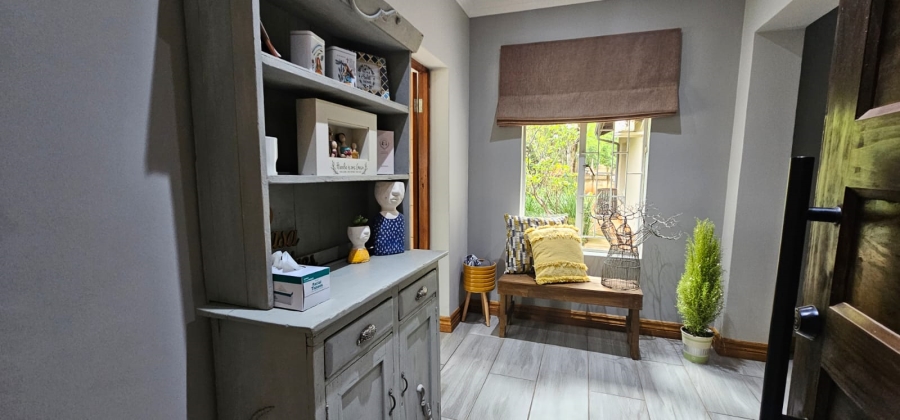 To Let 3 Bedroom Property for Rent in Cashan North West